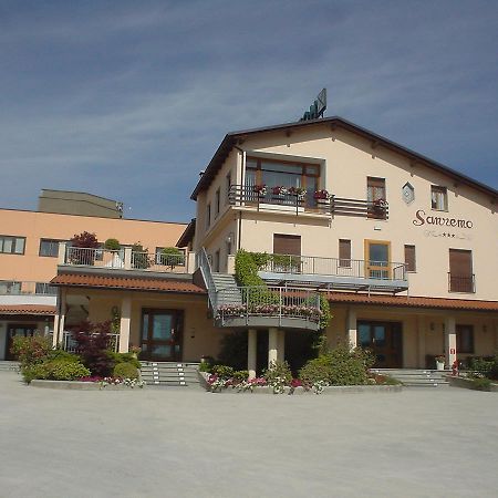 Hotel Sanremo Ceva Екстер'єр фото