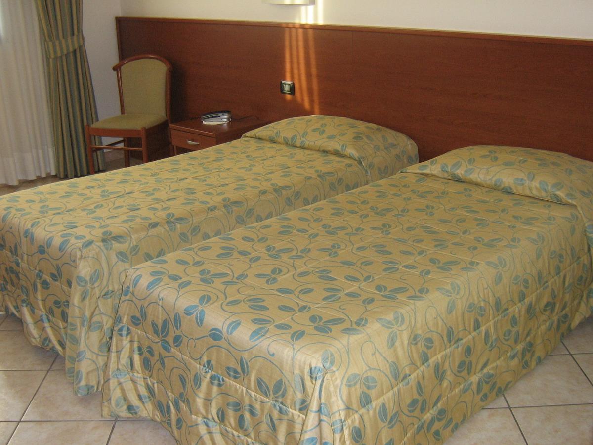 Hotel Sanremo Ceva Екстер'єр фото